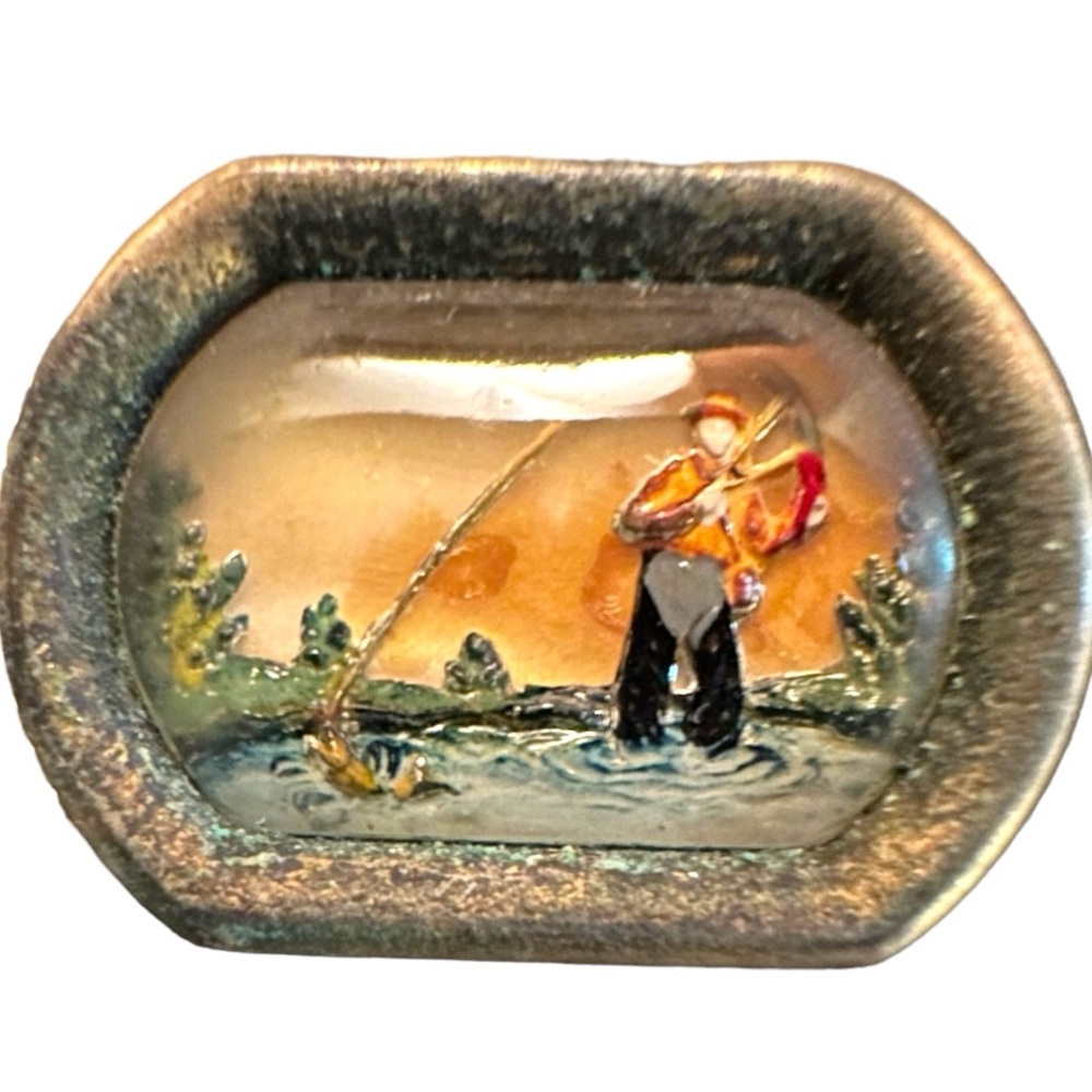 Great Gift for Any Fisherman! Vintage Tie Clip. Gold tone metal.